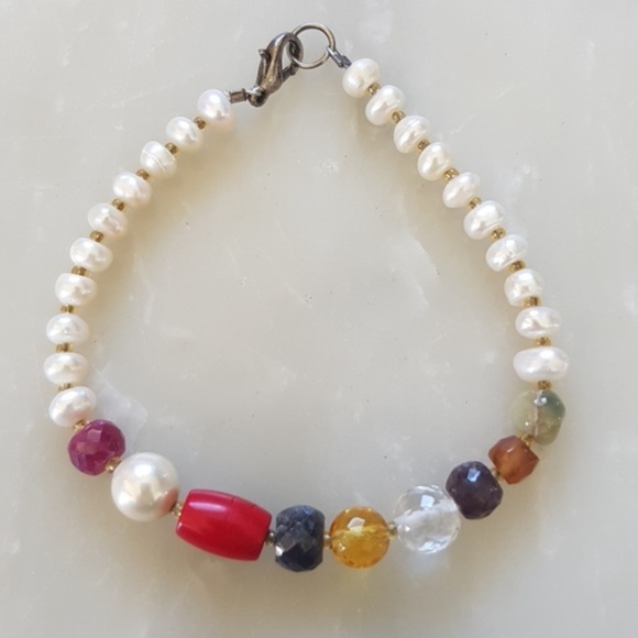 Jewelry - Pearl and semi precious stone bracelet.